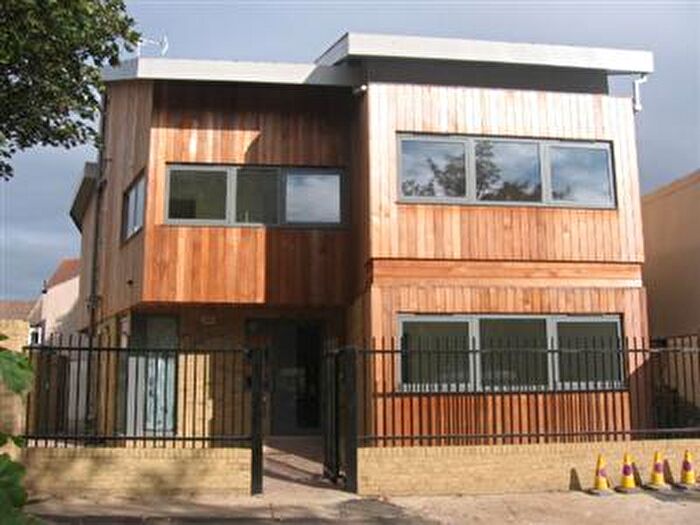 1 Bedroom Apartment To Rent In Prittlewell Street, Southend On Sea, SS2