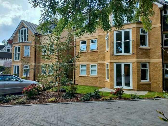 2 Bedroom Apartment To Rent In Landscape Road, Warlingham, CR6