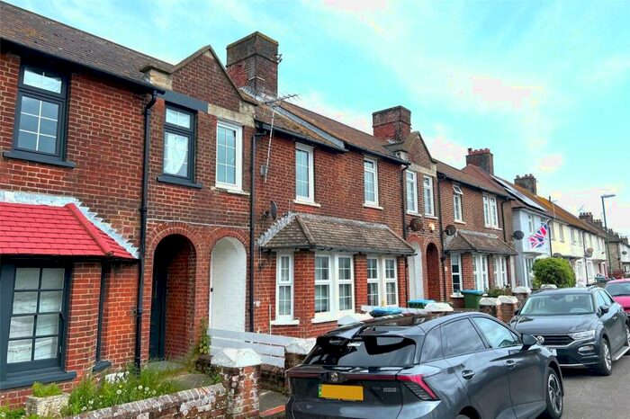 3 Bedroom Terraced House To Rent In Gloucester Road, Littlehampton, West Sussex, BN17