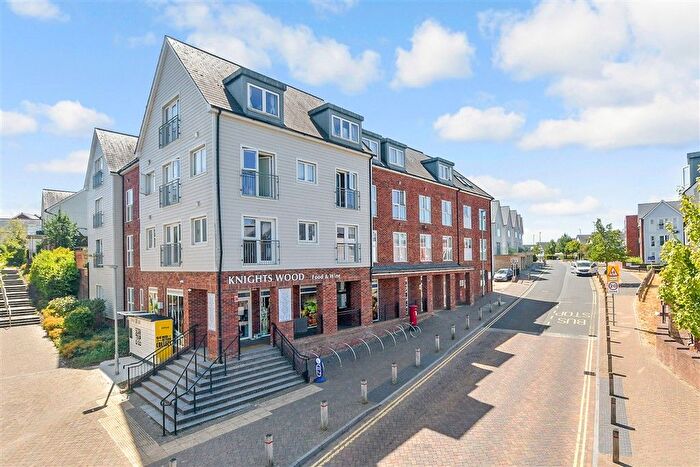 2 Bedroom Flat For Sale In The Avenue, Tunbridge Wells, Kent, TN2