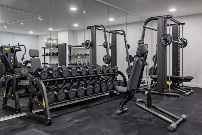 2 Bedroom Apartment To Rent In Emporium House West, Tilling Courtyard, Weldale Street, Reading, Berkshire, RG1