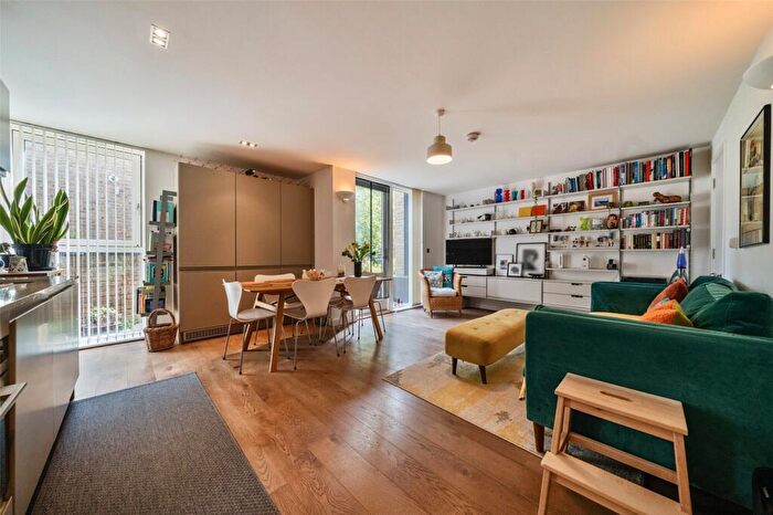 2 Bedroom House For Sale In Parade Ground Path, The Academy, Woolwich, SE18
