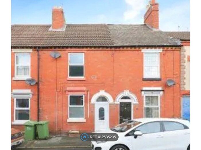2 Bedroom Terraced House To Rent In East Street, Kidderminster, DY10