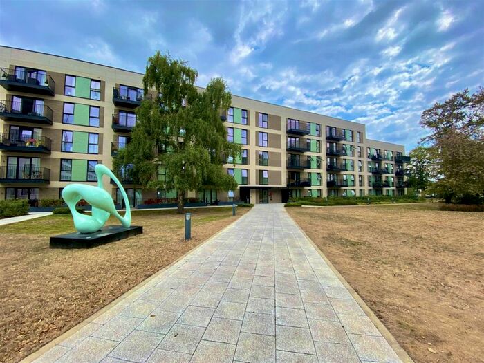 1 Bedroom Flat To Rent In Carnation Gardens, Nestles Avenue, Hayes, Middlesex, UB3