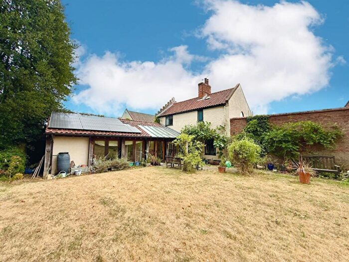 4 Bedroom House For Sale In The Street, Neatishead, NR12
