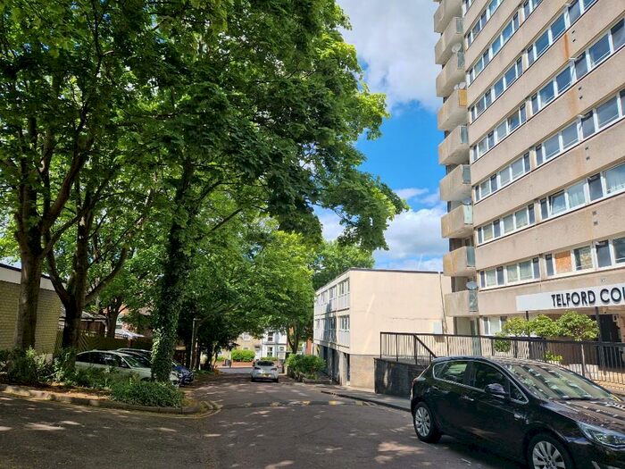 1 Bedroom Flat To Rent In Alma Road, St. Albans, Hertfordshire, AL1