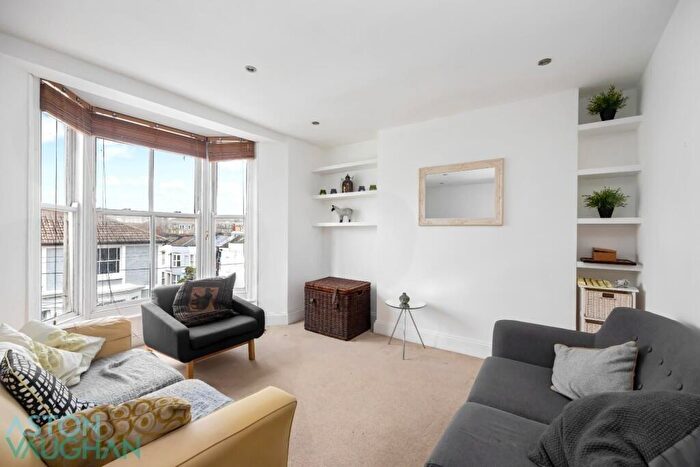2 Bedroom Apartment For Sale In College Road, Brighton, BN2