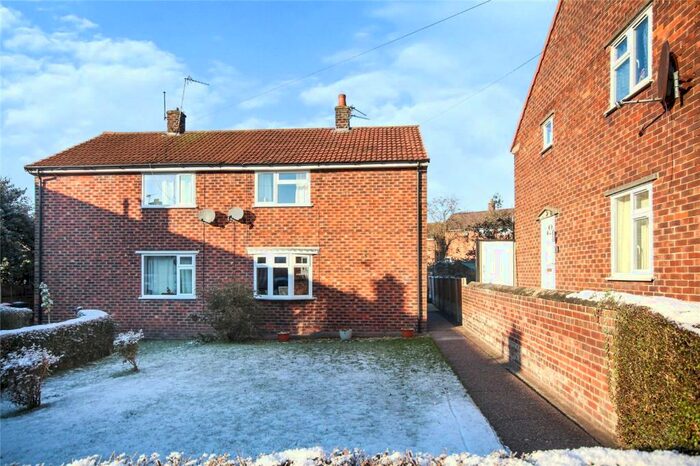 3 Bedroom Semi-Detached House For Sale In Westfield Grove, Barnton, Northwich, Cheshire, CW8