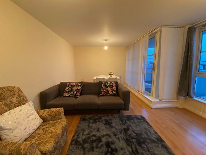 2 Bedroom Flat To Rent In Watkin Road, Leicester, LE2