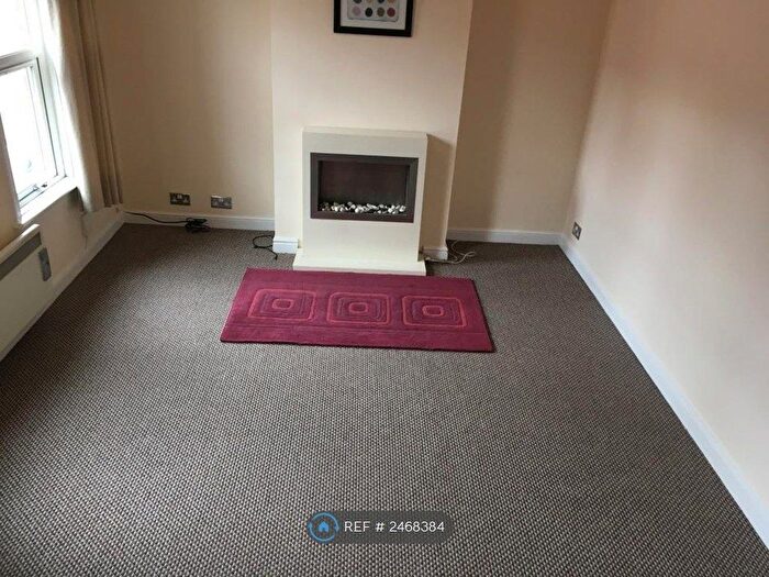 1 Bedroom Flat To Rent In Newcomen Road, Wellingborough, NN8