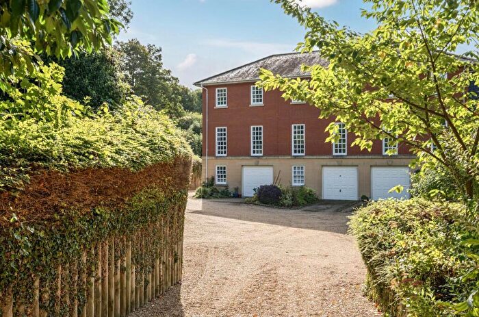 4 Bedroom End Of Terrace House For Sale In Prispen Drive, Silverton, Exeter, EX5