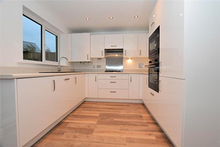 3 Bedroom Semi-Detached House To Rent In Topsham, Exeter, Devon, EX3