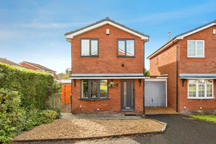 2 Bedroom Link Detached House For Sale In Malvern Close, Lostock Hall, Preston, Lancashire, PR5
