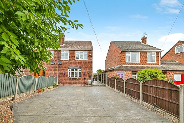 3 Bedroom Semi-Detached House For Sale In Holmefield Crescent, Ilkeston, DE7