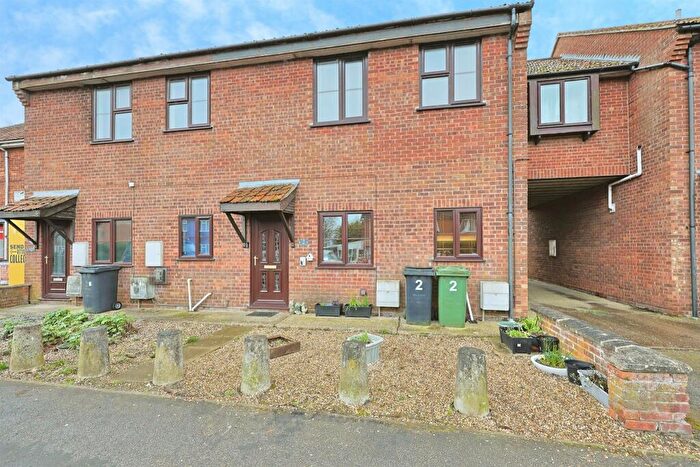 2 Bedroom Flat For Sale In Chapel Street, Shipdham, Thetford, IP25