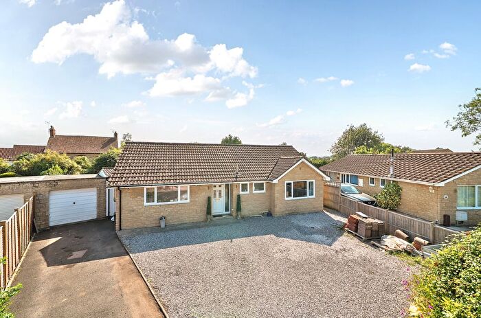 3 Bedroom Bungalow For Sale In Foldhill Close, Martock, Somerset, TA12