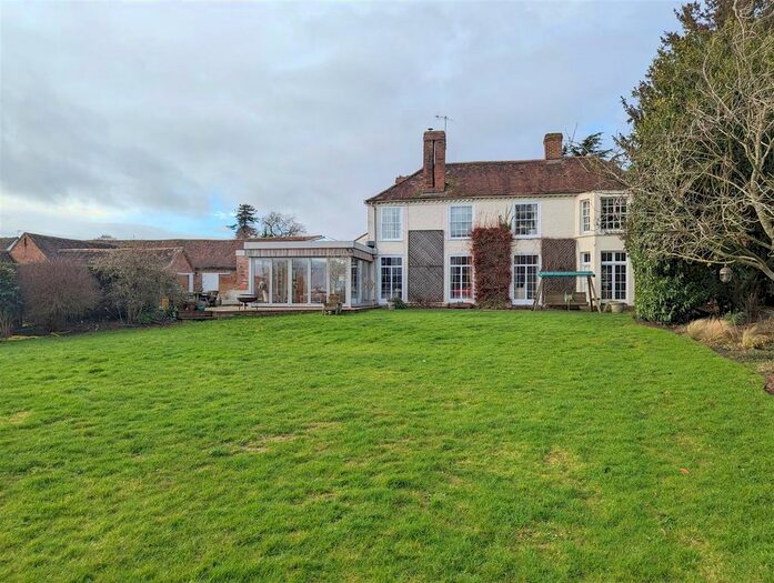 6 Bedroom Detached House To Rent In Ryall Road, Upton-Upon-Severn, Worcester, WR8