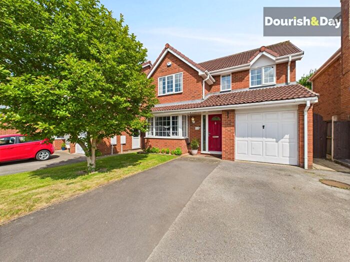 4 Bedroom Detached House For Sale In Brundle Avenue, Stafford, ST16