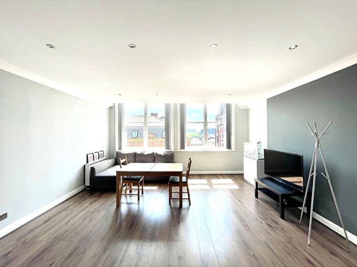 2 Bedroom Flat To Rent In Velvet House, Sackville Street, Manchester, M1