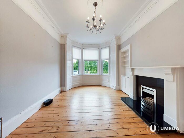 2 Bedroom Flat To Rent In Harrison Road, Polwarth, Edinburgh, EH11