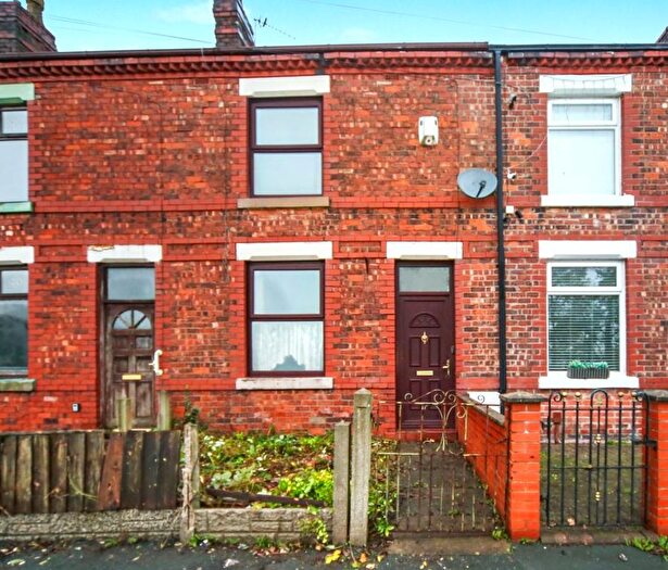 2 Bedroom Terraced House For Sale In Victoria Road, Platt Bridge, Wigan, WN2