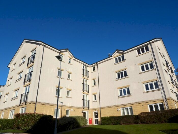 2 Bedroom Terraced House To Rent In Kelvindale Court, Glasgow, G12