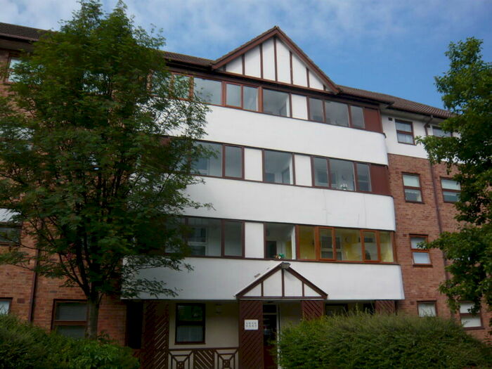 2 Bedroom Apartment To Rent In Acorn Court, L8