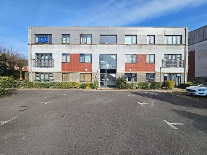 1 Bedroom Apartment For Sale In Cygnet Court, Smethwick, B66
