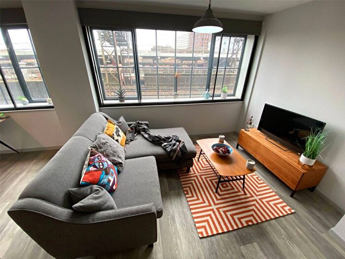 1 Bedroom Flat To Rent In Granby Row, Manchester, Greater Manchester, M1