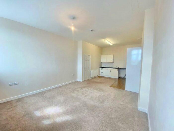 1 Bedroom Apartment To Rent In Heritage Mews, Halifax, HX1