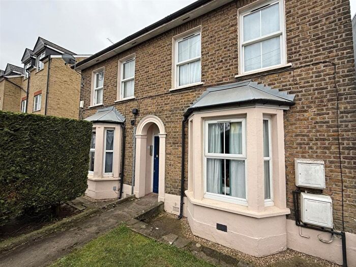 Studio To Rent In Bensham Grove, Thornton Heath, CR7