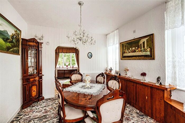 3 Bedroom Detached House For Sale In Middle Road, Ravenhill, Swansea, SA5