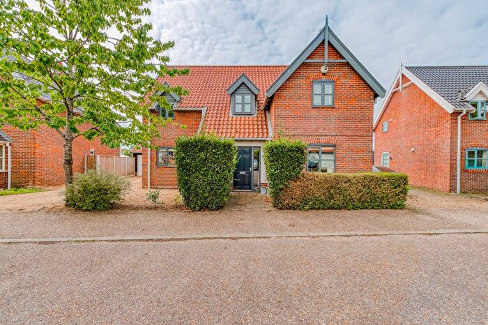4 Bedroom Detached House For Sale In Diamond Close, Winfarthing, IP22