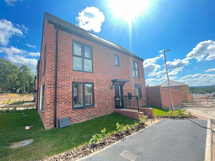 3 Bedroom Semi-Detached House To Rent In Quarry Drive, Cookridge, Leeds, LS16