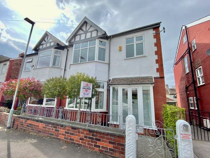 4 Bedroom Semi-Detached House To Rent In Elmsmere Road, Didsbury, Manchester, M20