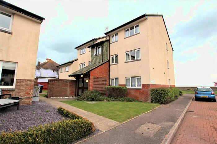 2 Bedroom Flat To Rent In Newport Mews, Worthing, West Sussex, BN11