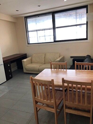 2 Bedroom Flat To Rent In London Road, Wembley, HA9