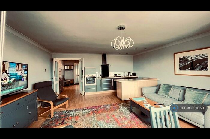 2 Bedroom Flat To Rent In Kingsway, Cleethorpes, DN35