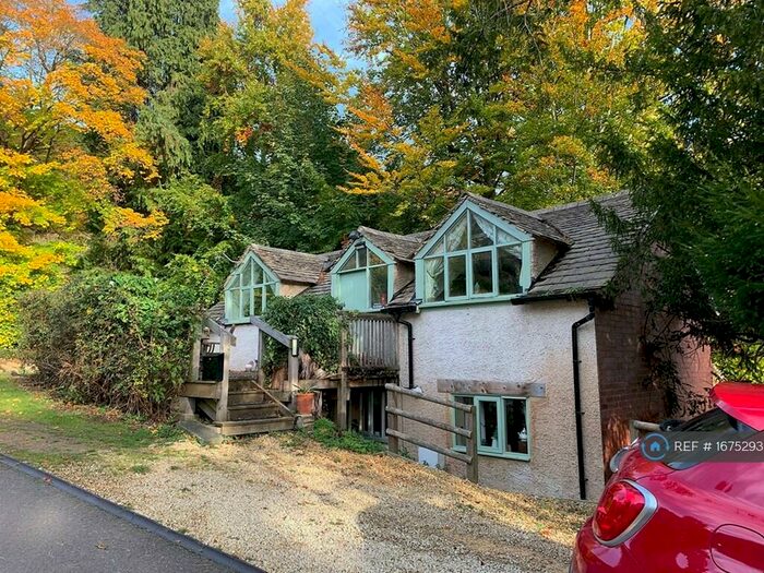 1 Bedroom Flat To Rent In Thrupp Lane, Stroud, GL5