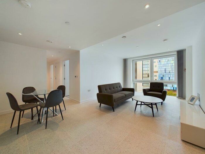 2 Bedroom Flat To Rent In Cendal Crescent, Whitechapel, – Bedrooms Flat, E1
