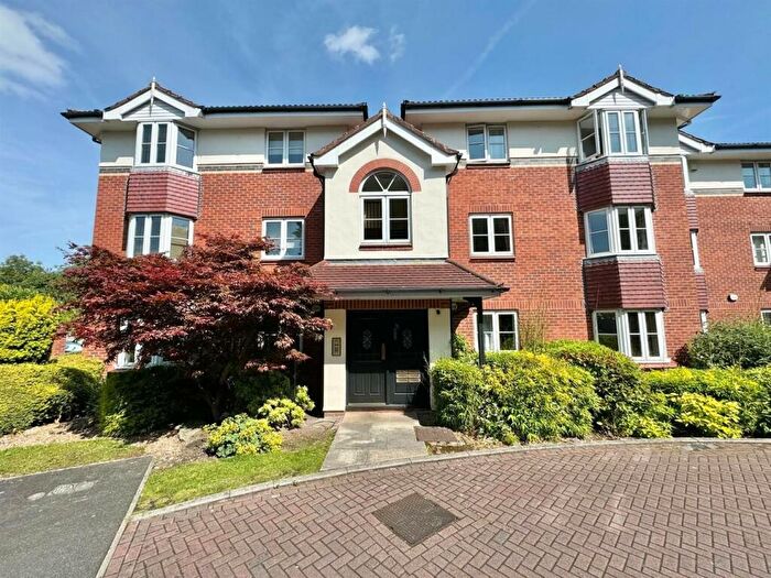 2 Bedroom Apartment To Rent In Chamberlain Drive, Wilmslow, SK9