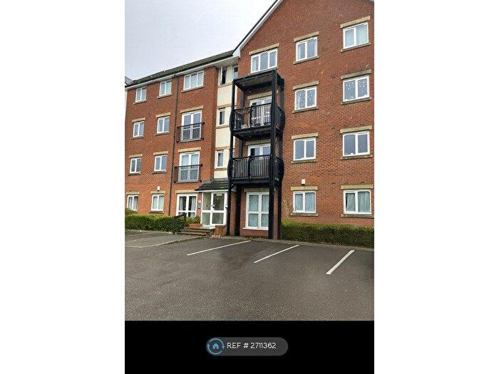 2 Bedroom Flat To Rent In Gladstone Mews, Warrington, WA2