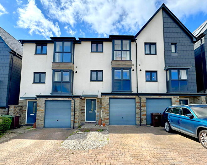 4 Bedroom Terraced House For Sale In Runway Road, Derriford, Plymouth, PL6