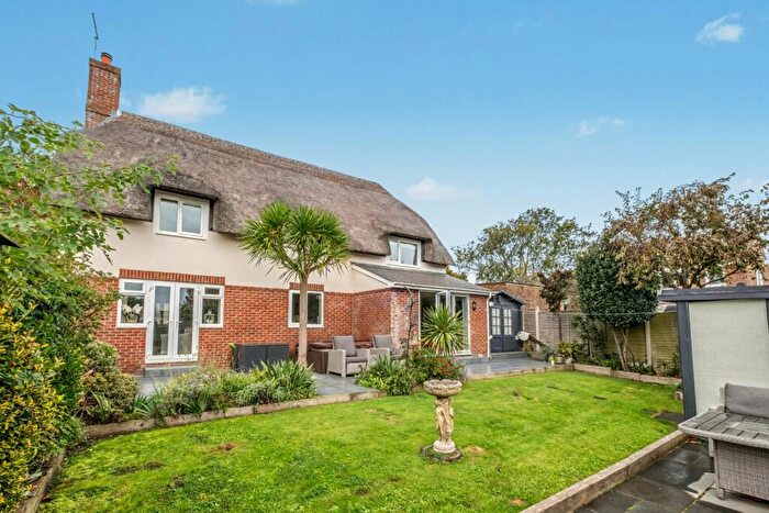 4 Bedroom Detached House For Sale In Lytchett Matravers, Poole, Dorset, BH16