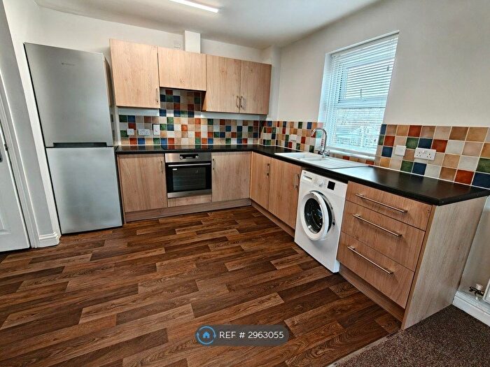 1 Bedroom Flat To Rent In High St, Gloucester, GL1