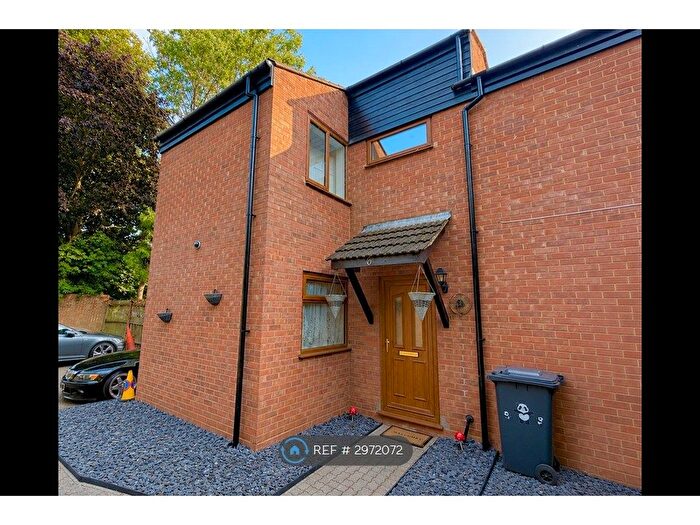2 Bedroom End Terrace House To Rent In Burford Mews, Hoddesdon, EN11