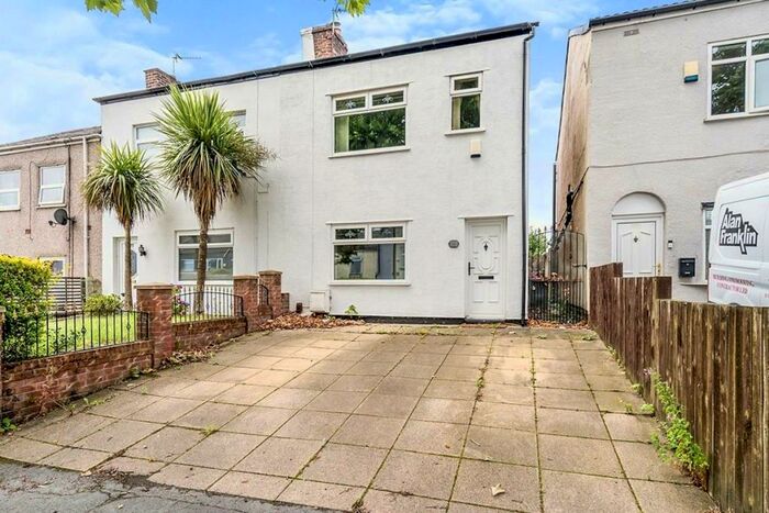 3 Bedroom End Of Terrace House To Rent In Bolton Road, Worsley, Manchester, Greater Manchester, M28