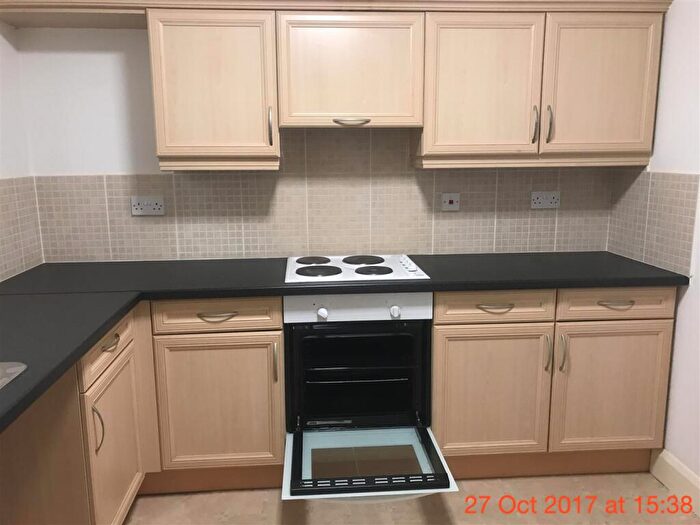 2 Bedroom Flat To Rent In Station Street, Lincoln, LN5