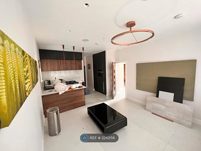 1 Bedroom Maisonette To Rent In Hillside Crescent, Northwood, HA6
