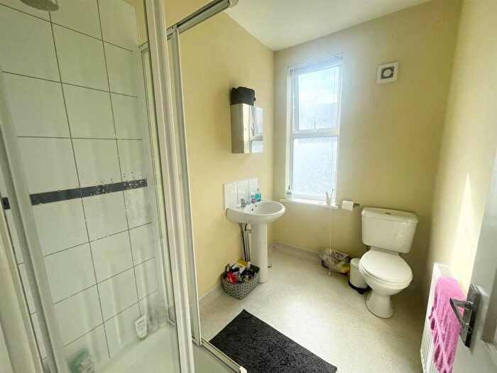 6 Bedroom Terraced House To Rent In **£pppw Excl Bills* Kimbolton Avenue, Lenton, - Uon, NG7
